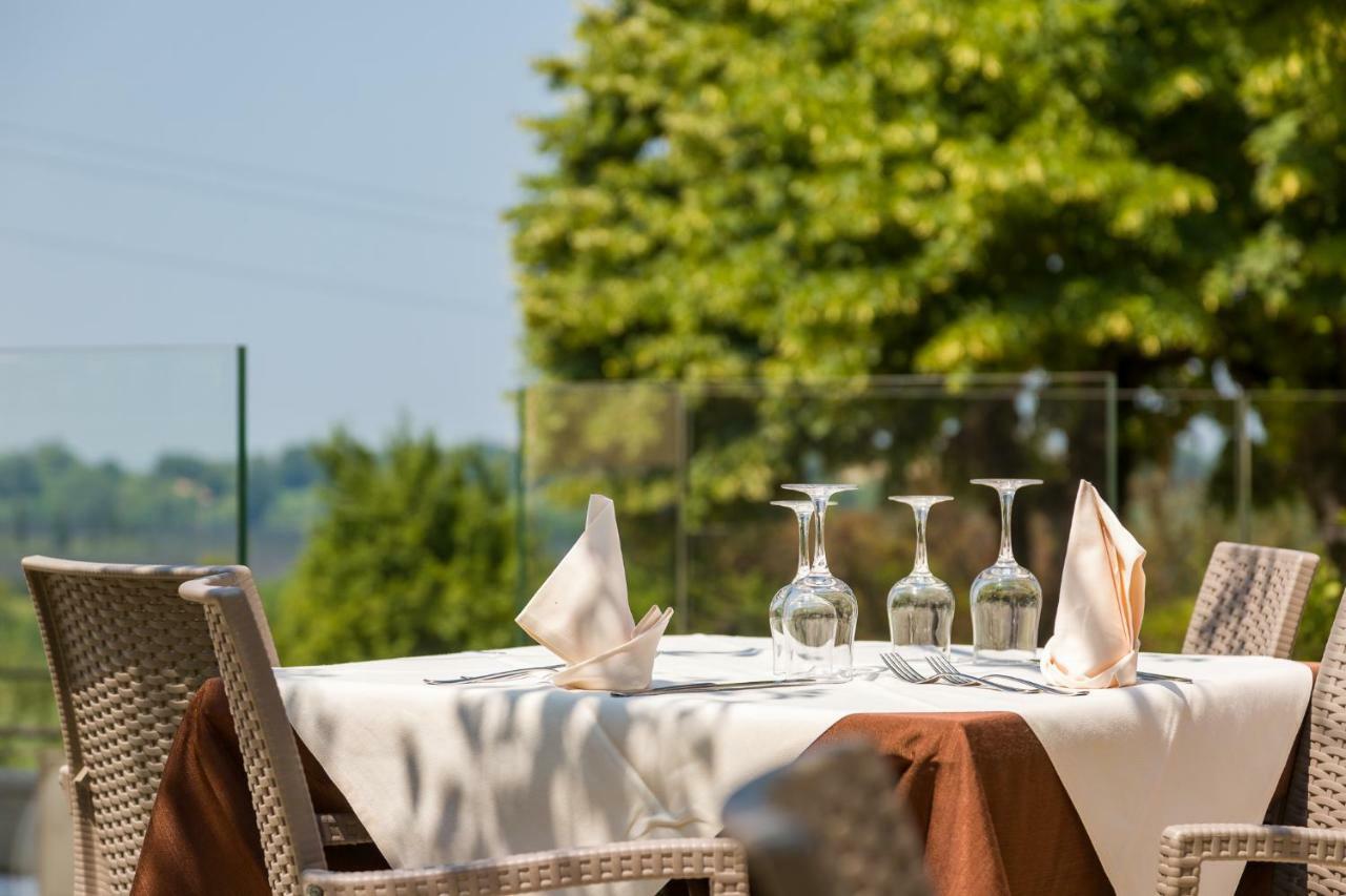 Hotel Corte Dal Castello Лацизе Екстер'єр фото