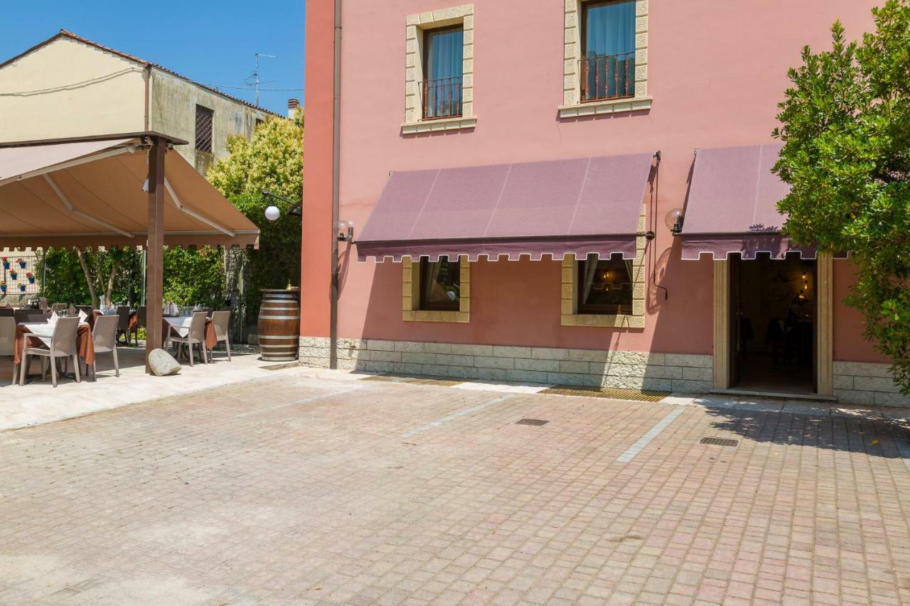 Hotel Corte Dal Castello Лацизе Екстер'єр фото